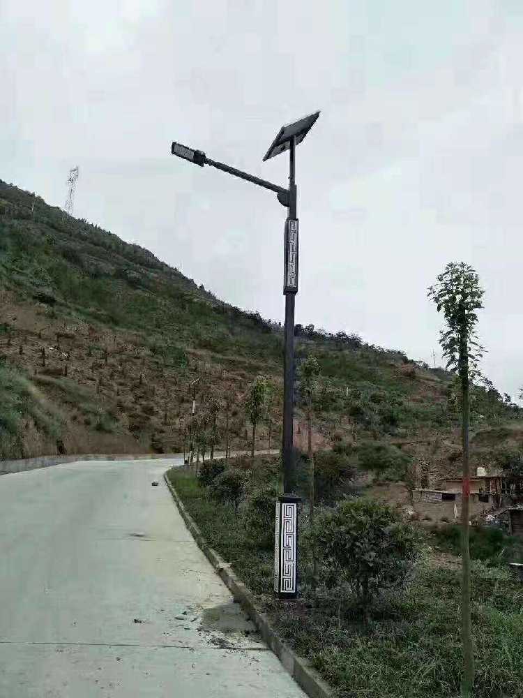 茫崖市仿古太阳能路灯
